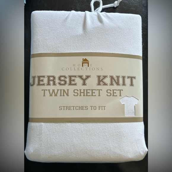 Home Collection Other - Jersey knit t-shirt twin sheets - white
